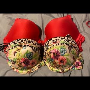 Victoria Secret “Very Sexy” 2 piece bra bundle